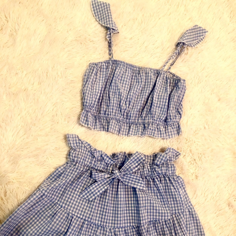 Blue and white checkered 2 piece set